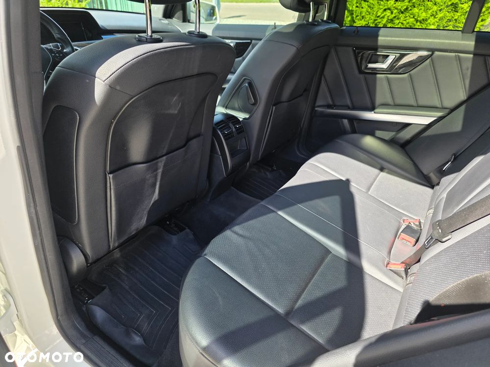 Mercedes-Benz GLK - 27
