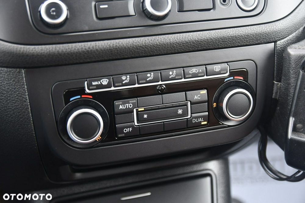 Volkswagen Golf Plus - 33