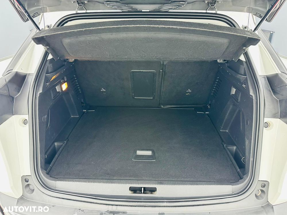 Peugeot 3008 PureTech 130 Stop & Start GPF Active - 17