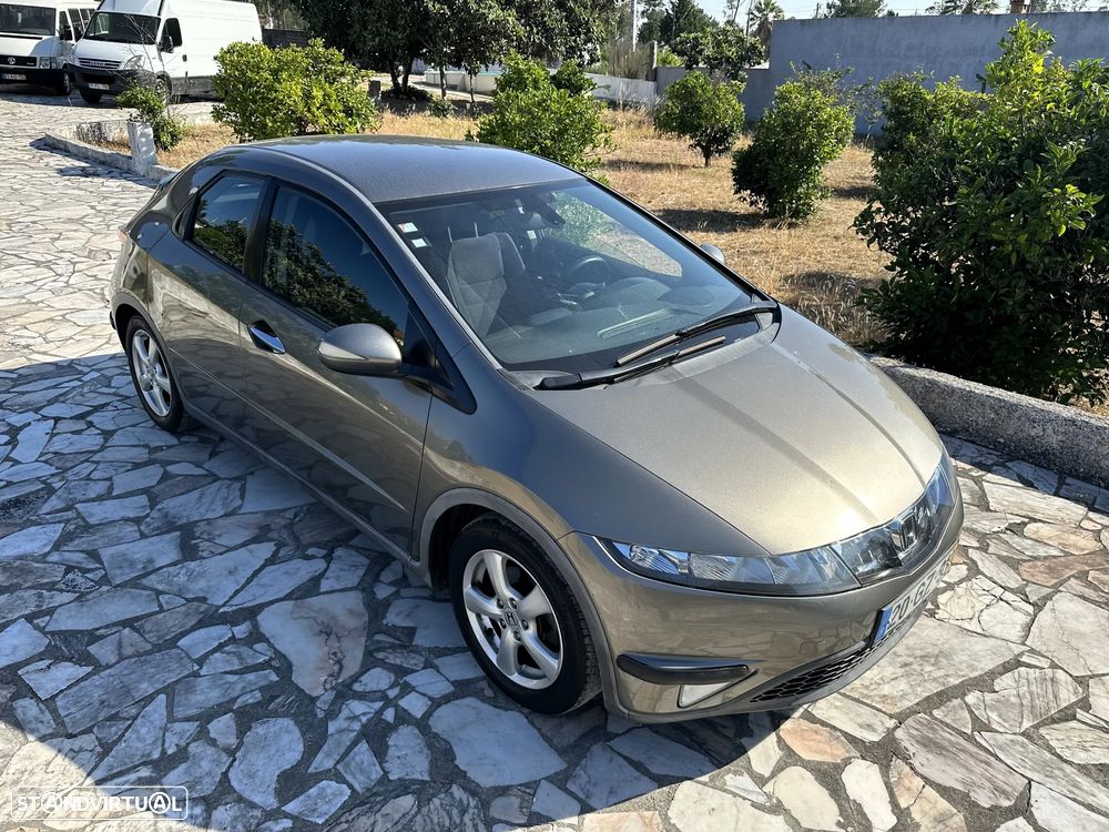 Honda Civic 1.4 Comfort - 8