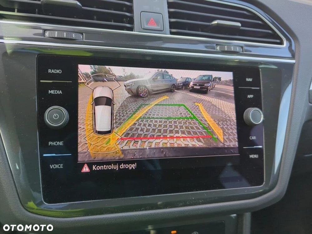 Volkswagen Tiguan - 9