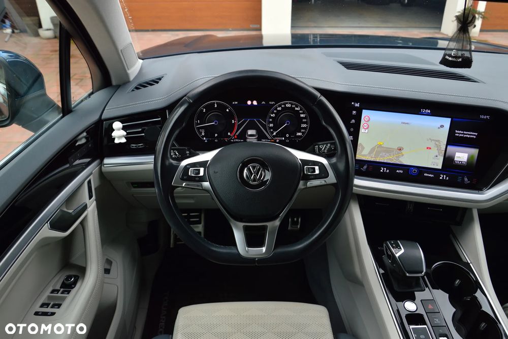 Volkswagen Touareg 4.0 V8 TDI SCR 4Mot R-Line - 29