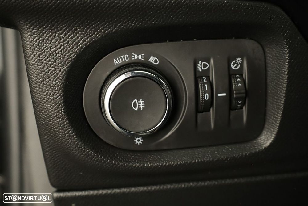 Opel Corsa 1.2 T GS - 17