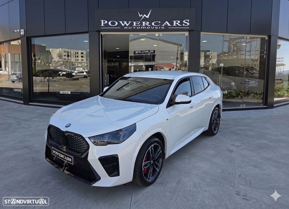 BMW iX2 eDrive20 Pack Desportivo M Pro - 2