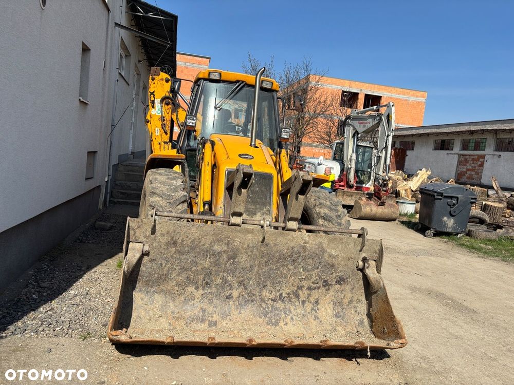 JCB 4Cx 4X4 - 3