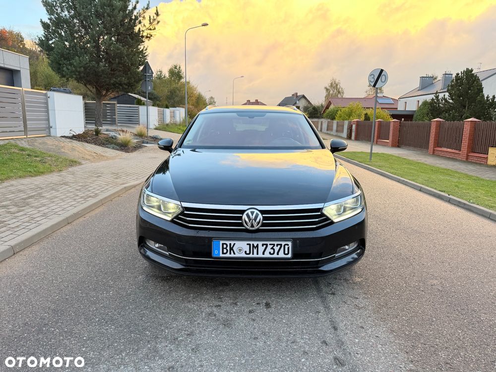 Volkswagen Passat - 13