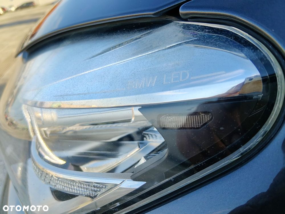 BMW Seria 7 740Li - 36