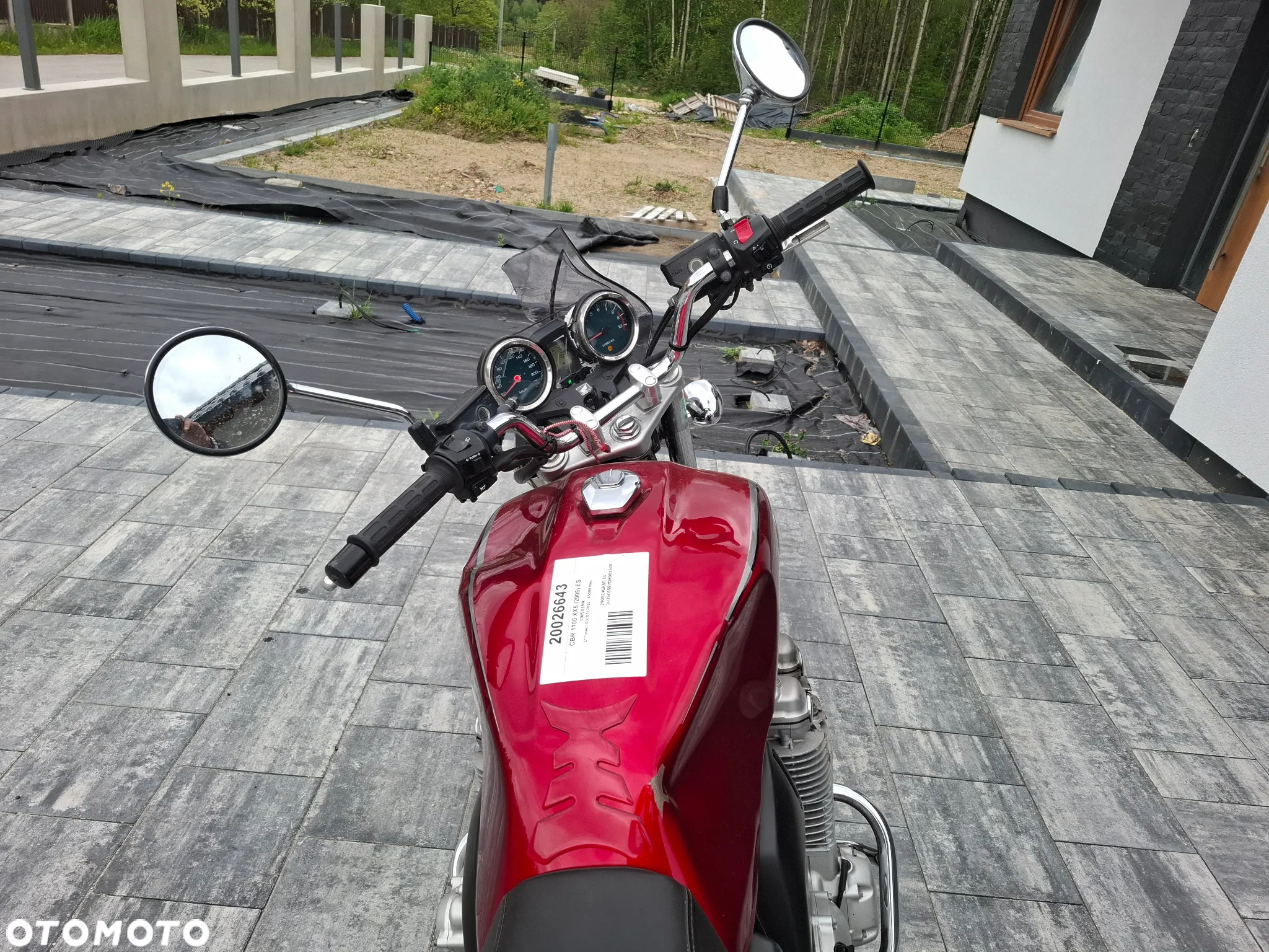 Honda CB - 12