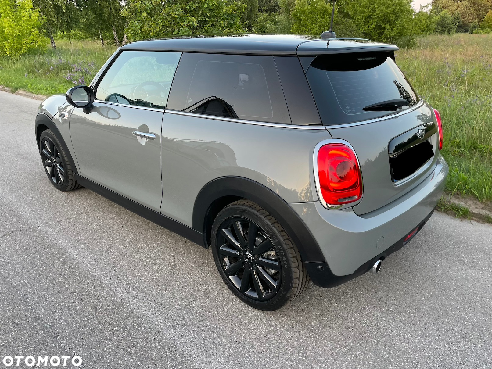 MINI Cooper Anniversary Edition - 4