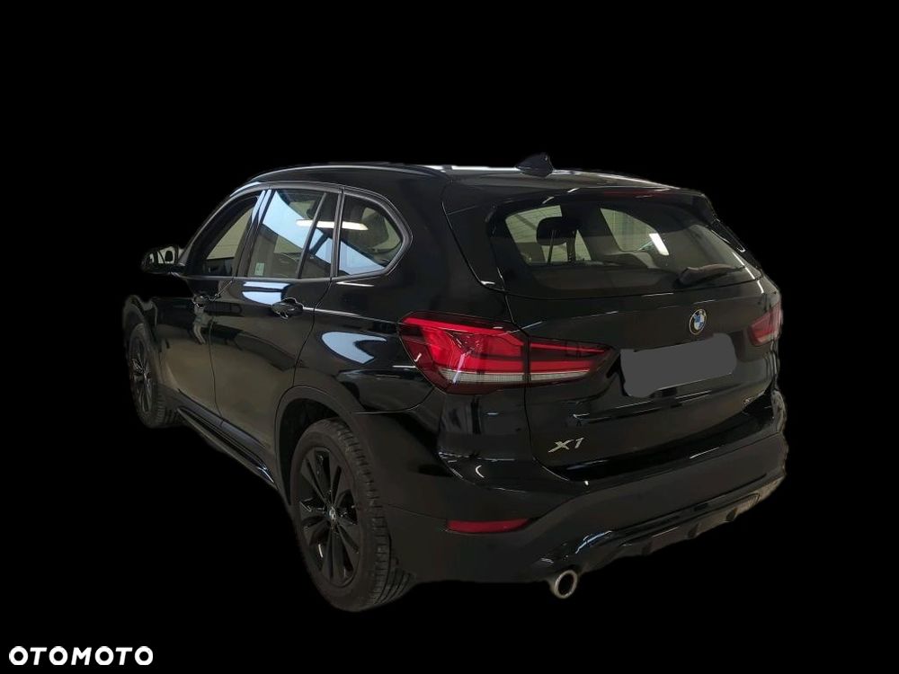 BMW X1 sDrive18i xLine sport - 3