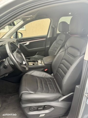 Volkswagen Touareg V6 TDI Elegance - 11