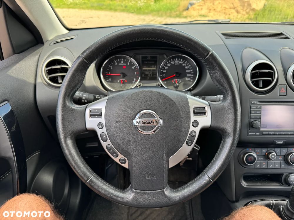 Nissan Qashqai 2.0 360 - 13
