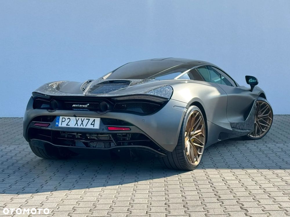 McLaren 720S Coupe - 2