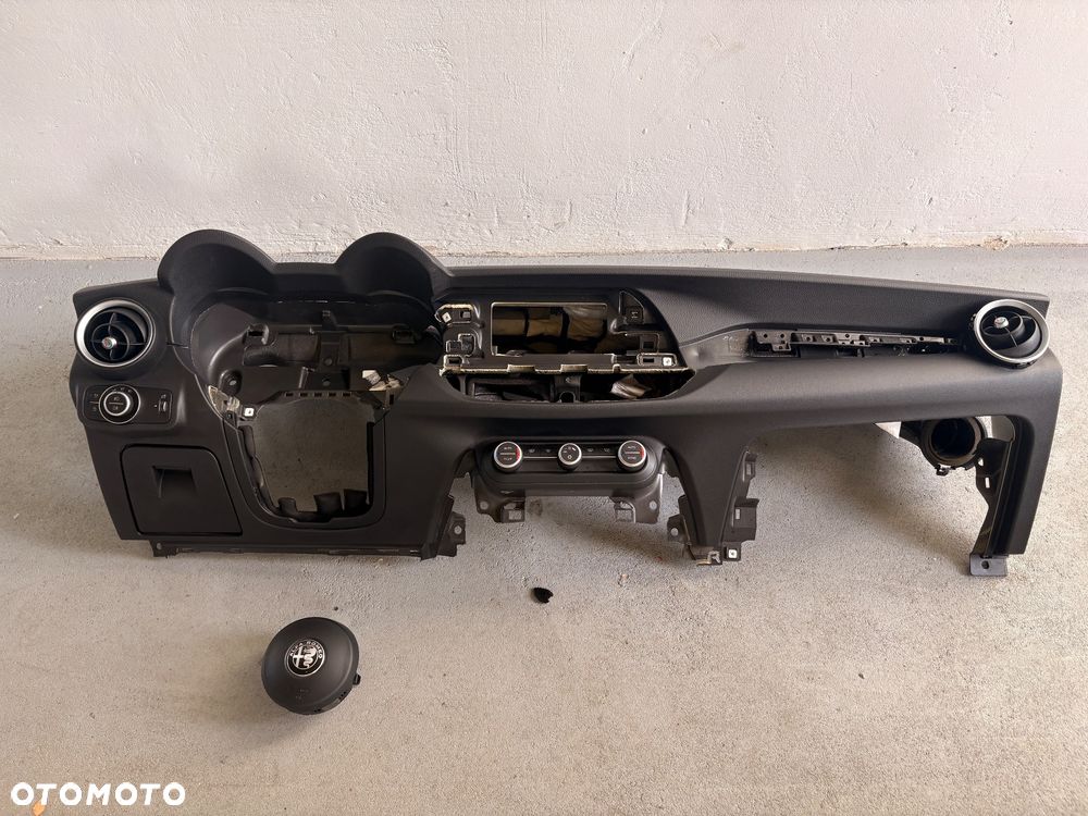 Deska Konsola Alfa Romeo Stelvio Airbag - 1