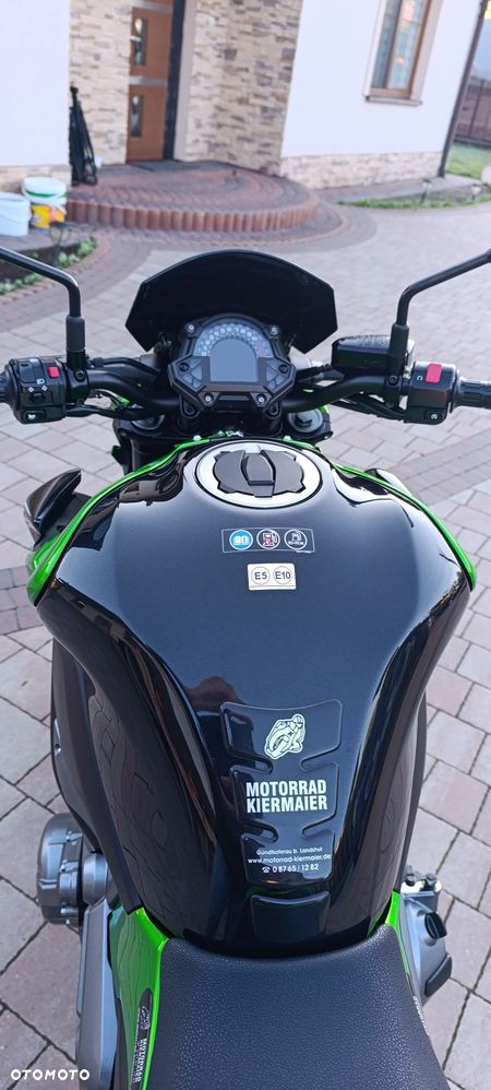 Kawasaki Z 900 - 10