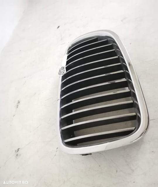 Grila Nara Stanga Originala BMW Seria 5 F10 2009 2010 2011 2012 2013 - 2
