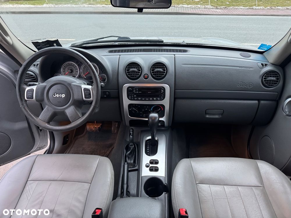 Jeep Cherokee 2.8 CRD Automatik Limited - 35