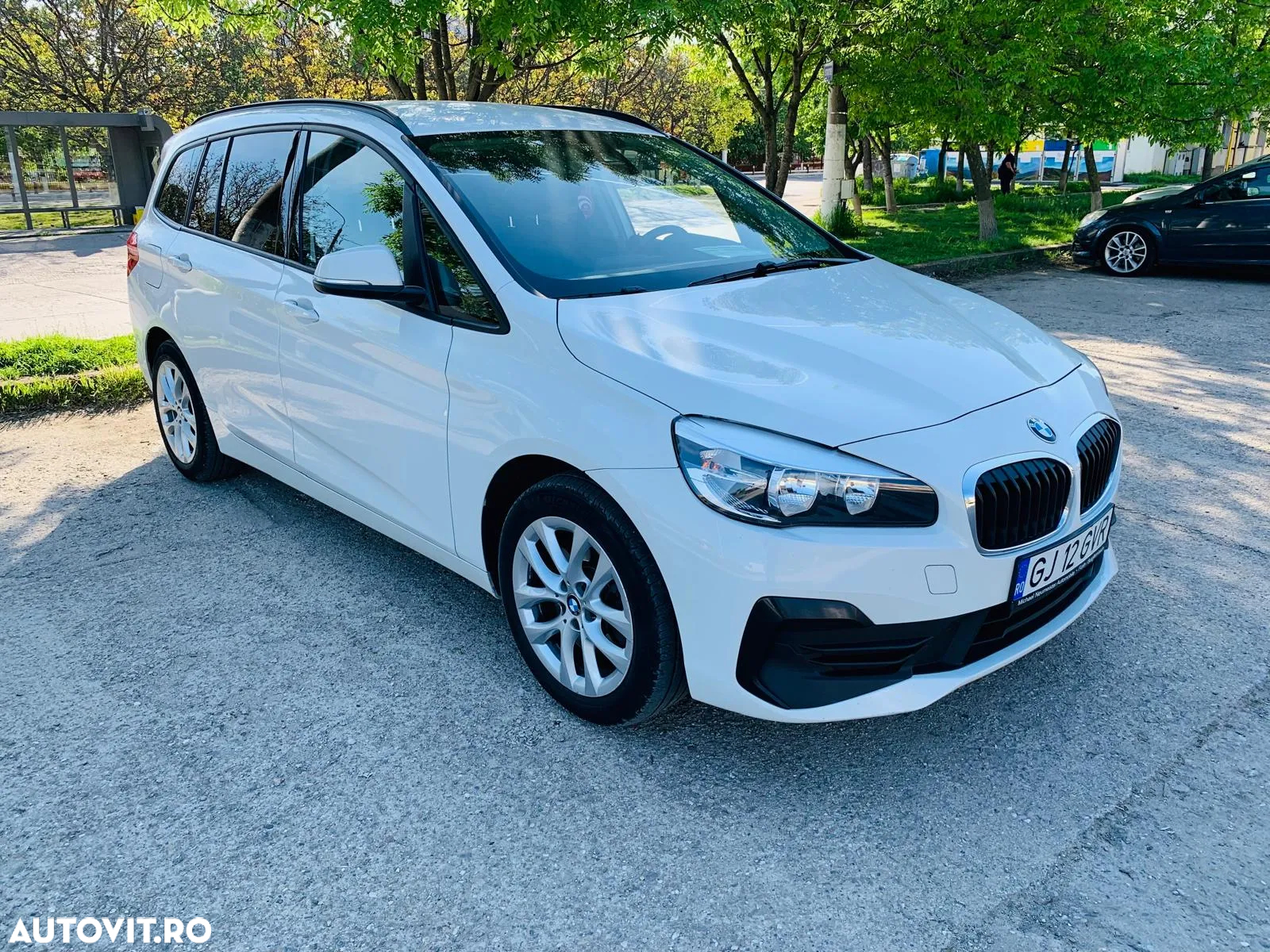 BMW Seria 2 218d Gran Tourer - 2