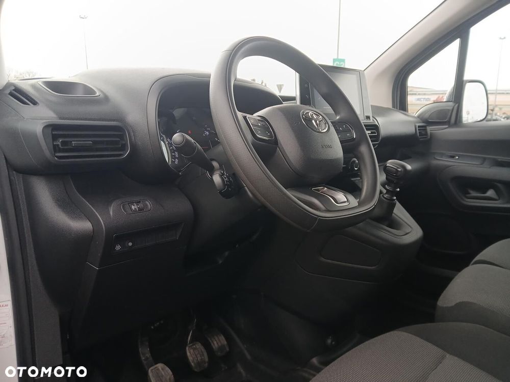 Toyota PROACE CITY - 24