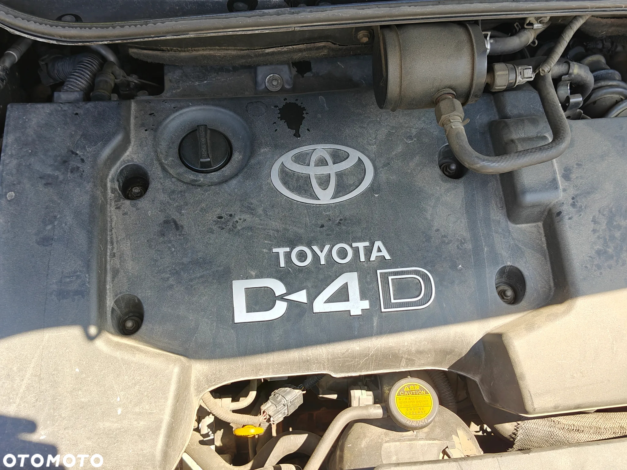 Toyota Avensis 2.0 D-4D - 19