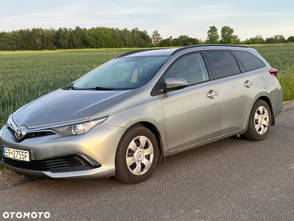 Toyota Auris 1.4 D-4D Edition - 1