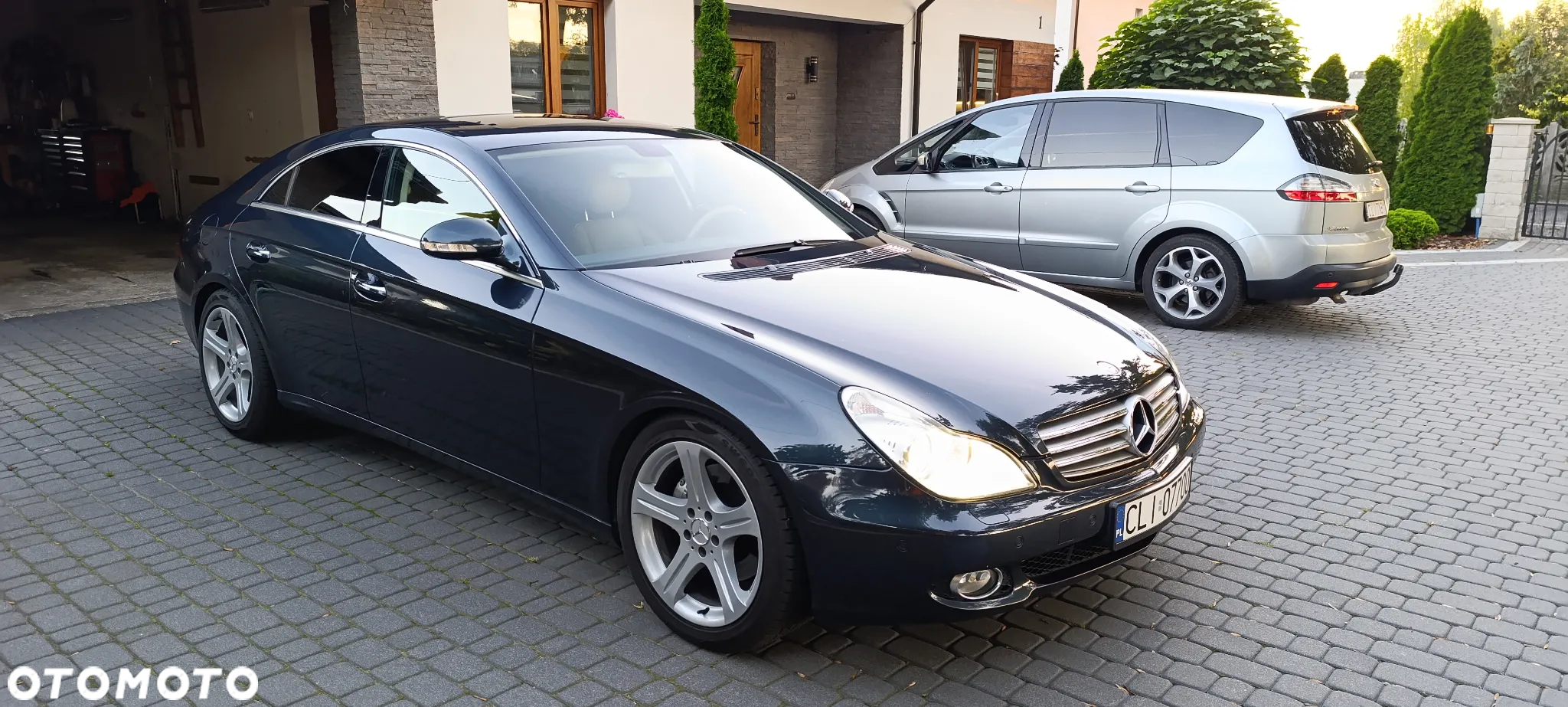 Mercedes-Benz CLS 500 - 4