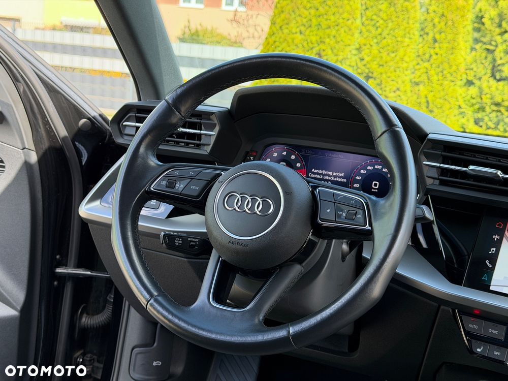 Audi A3 Sportback 35 TFSI S tronic - 22
