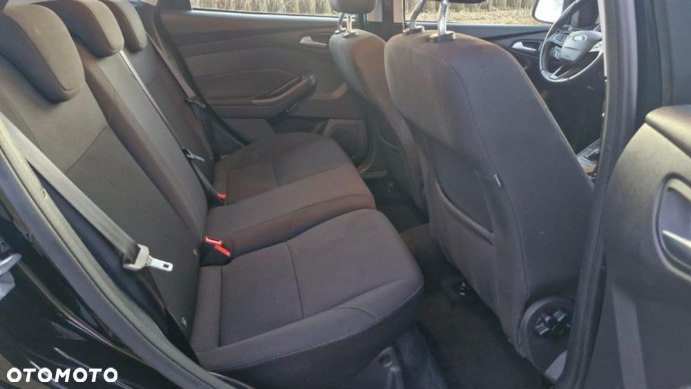 Ford Focus 1.0 EcoBoost STart-Stopp-System TITANIUM - 18