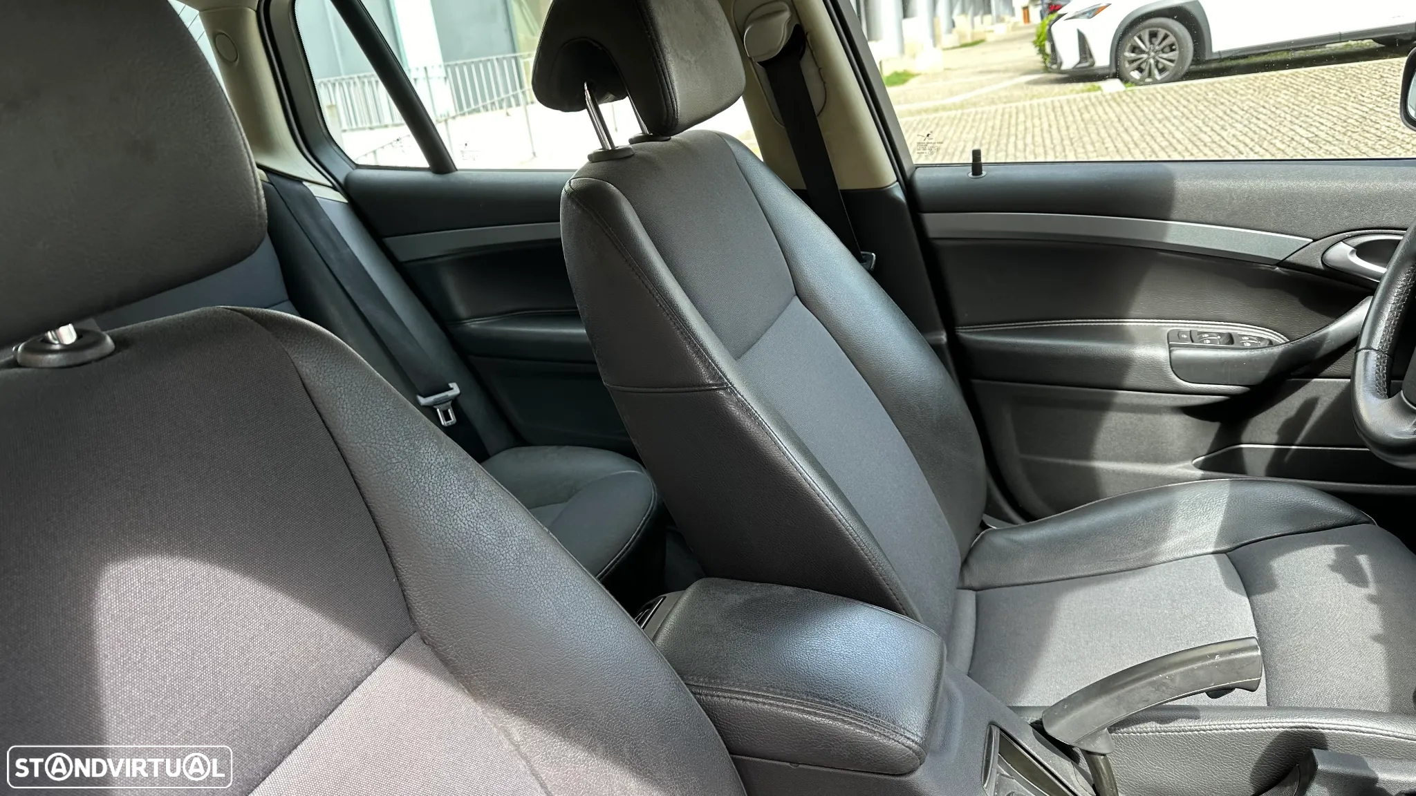 Saab 9-3 Sport Hatch 1.9TiD Vec-Sport - 19