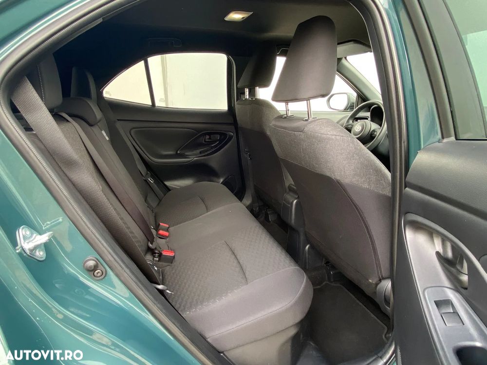 Toyota Yaris Cross 1.5 VVT-i HSD 116 4x2 HEV Dynamic - 6