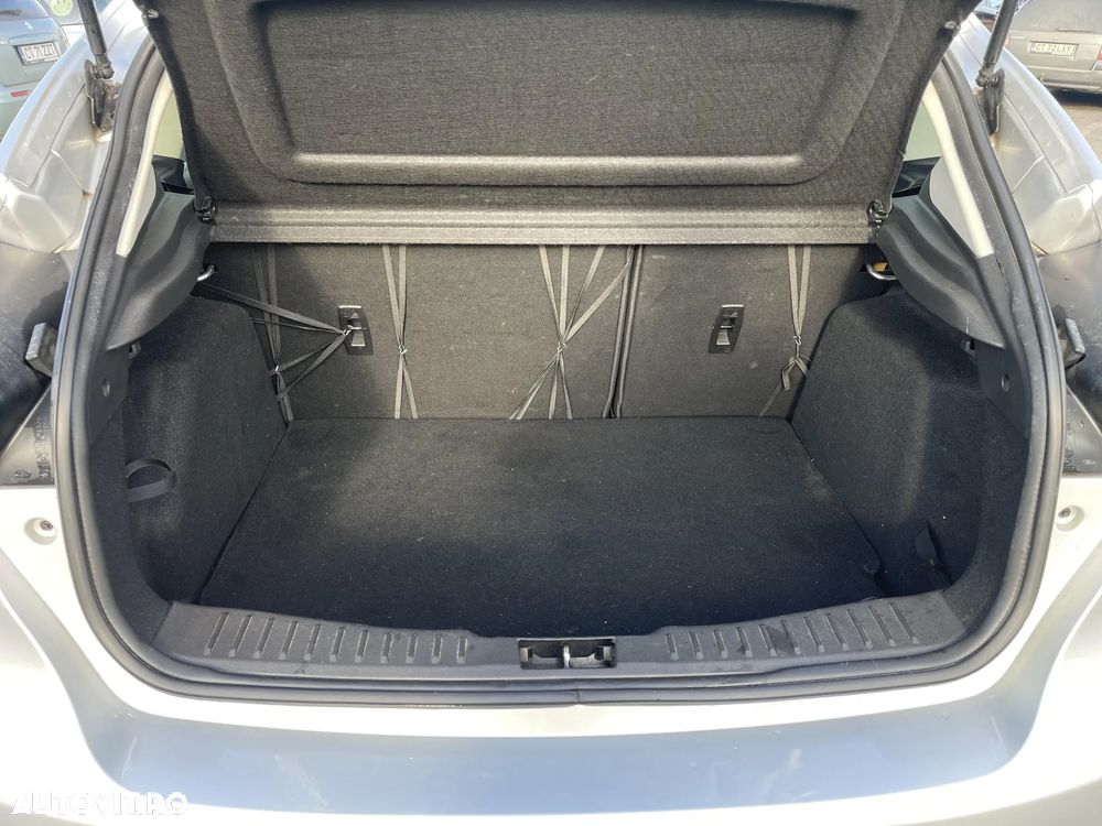 Ford Focus 1.0 EcoBoost Trend - 18