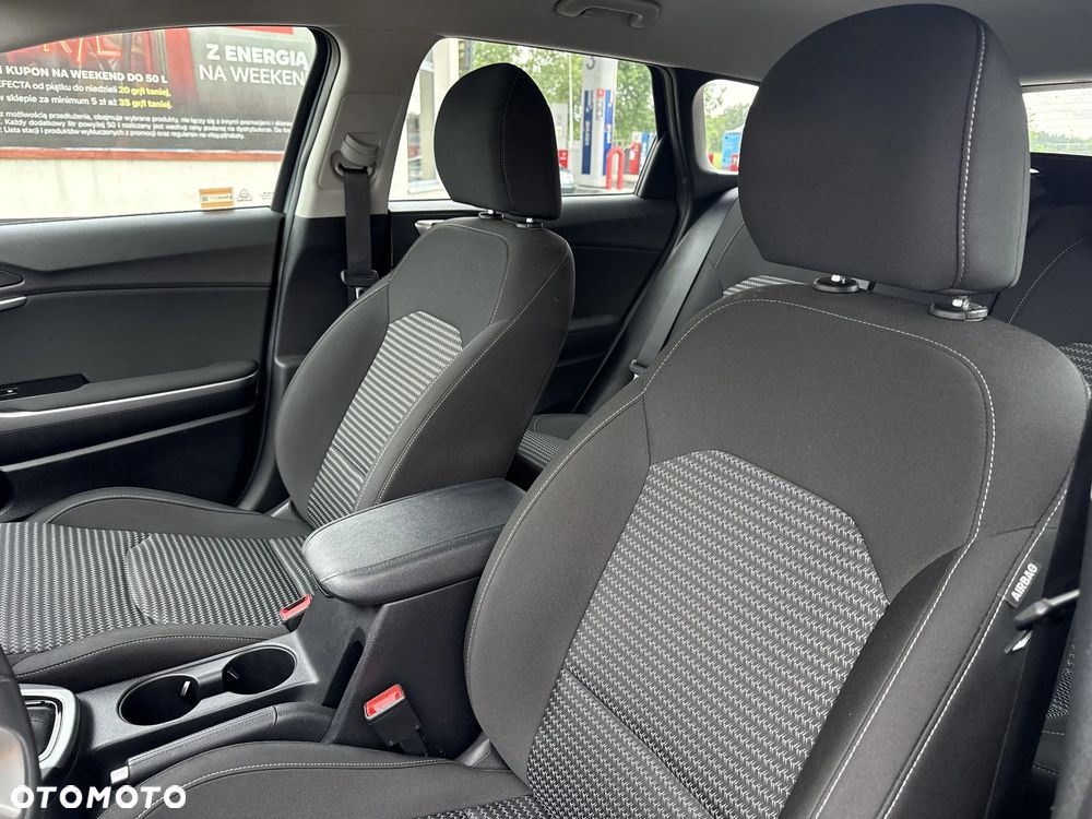 Kia Ceed 1.5 T-GDI M DCT - 11