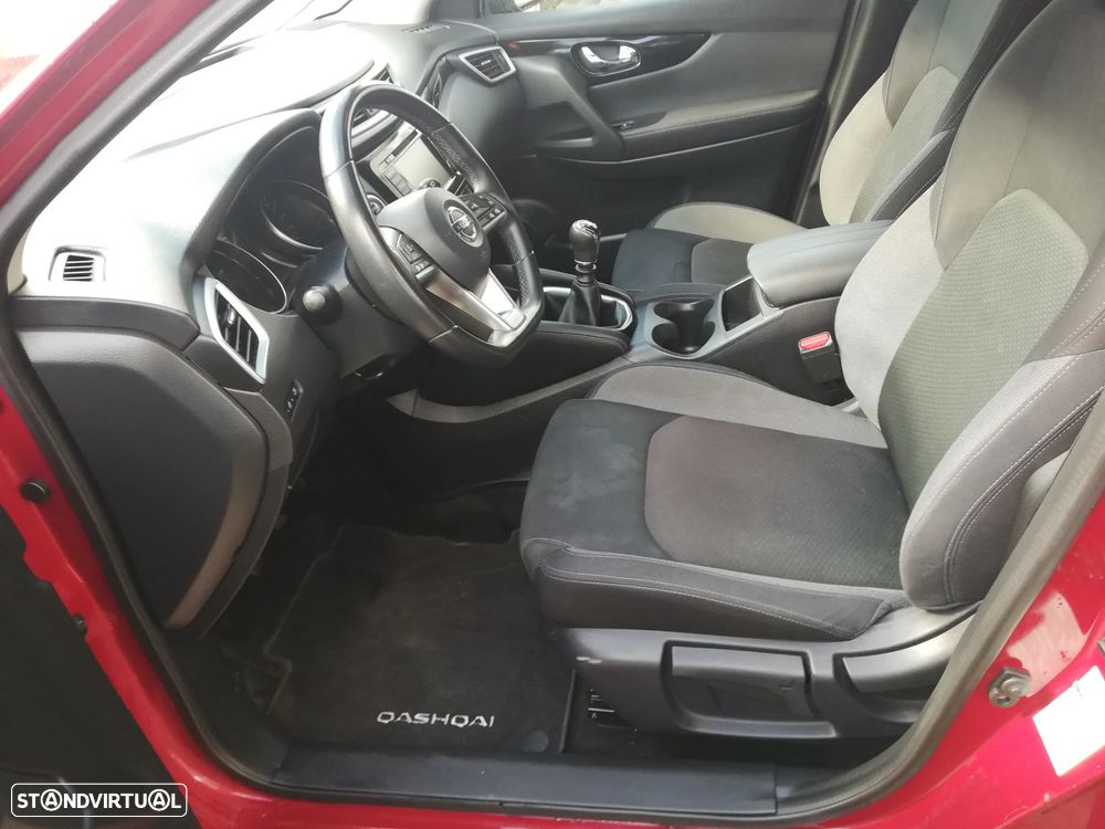 Nissan Qashqai 1.5 dCi N-CONNECTA - 9