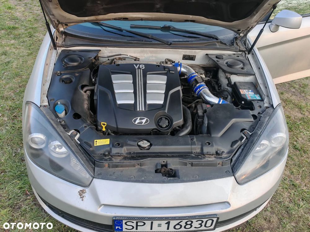 Hyundai Coupe 2.7 V6 Sport - 11