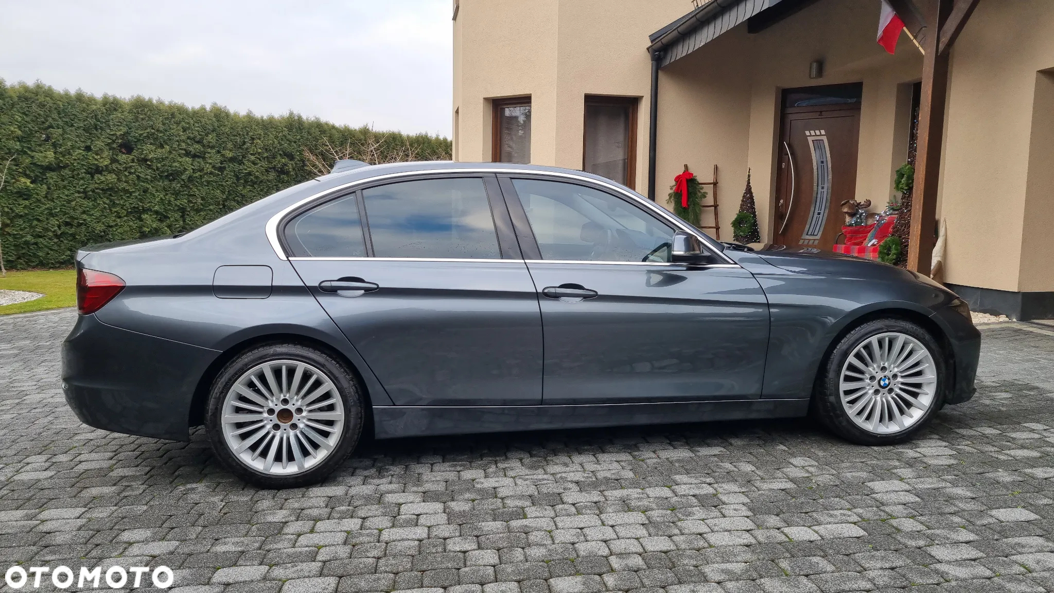 BMW Seria 3 328i Luxury Line - 8