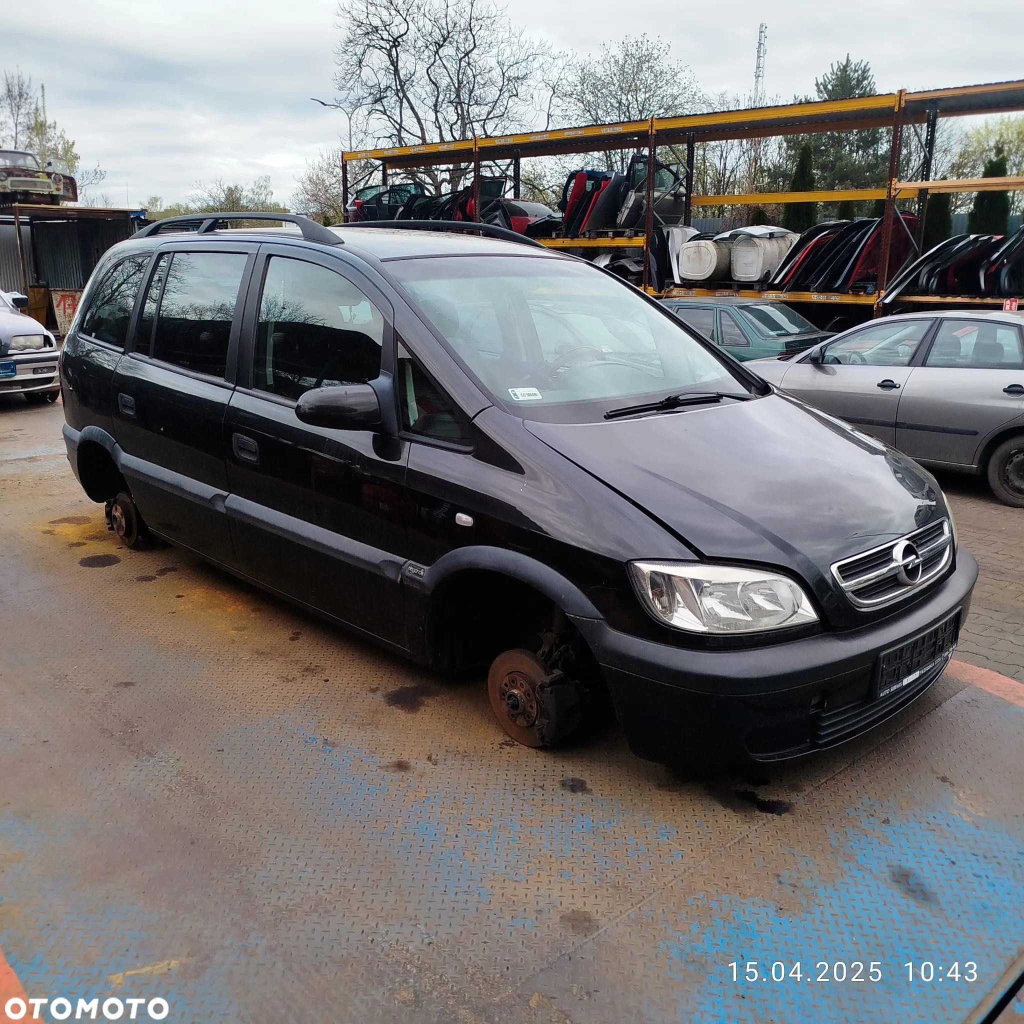 Opel Zafira A na części . - 2