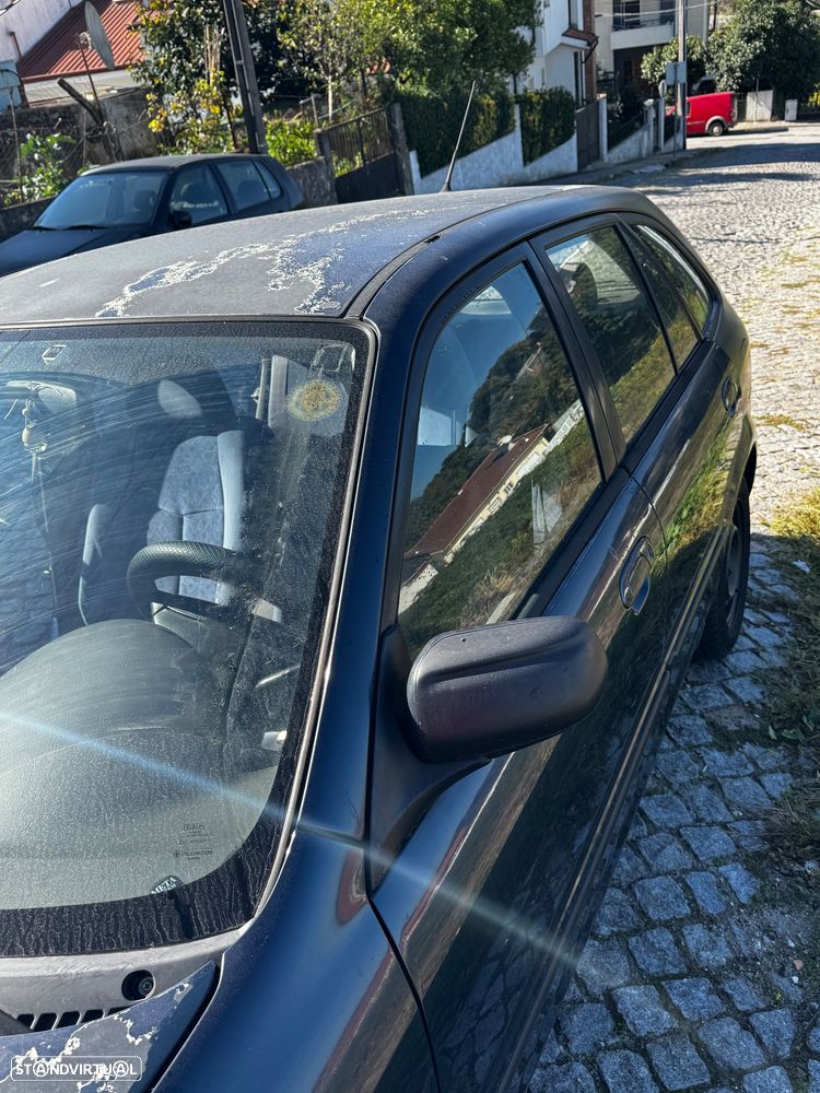 Mazda 323 - 6