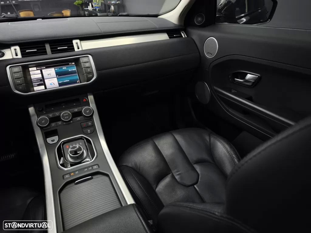 Land Rover Range Rover Evoque 2.2 SD4 Prestige Auto - 30