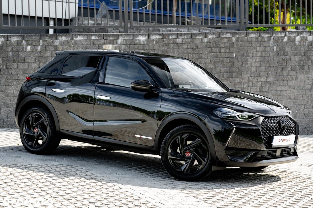 DS Automobiles DS 3 Crossback 1.2 PureTech Performance Line + - 6