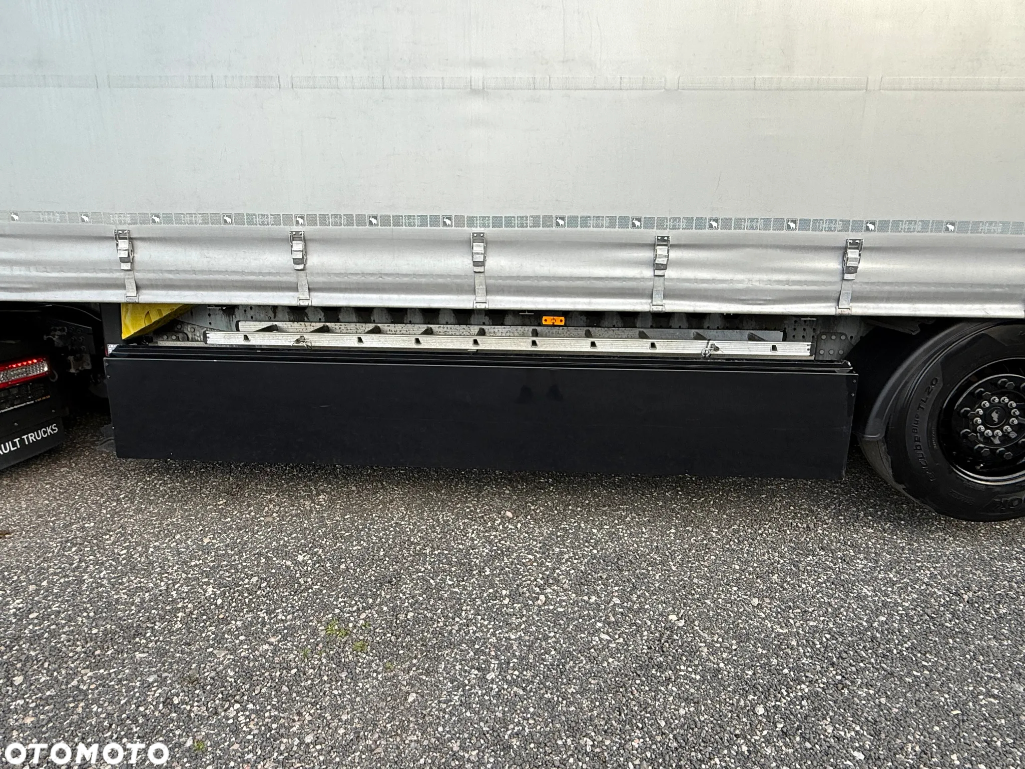Schmitz Cargobull SCB*S3T DACH POD.OŚ POD.SPROWADZONA Z NIEMIEC - 9