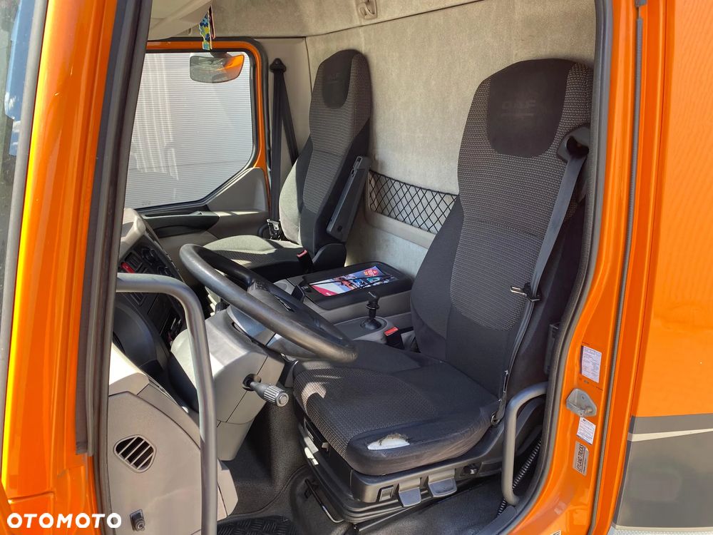 DAF LF 180 FA KONTENER Z WINDĄ - 18