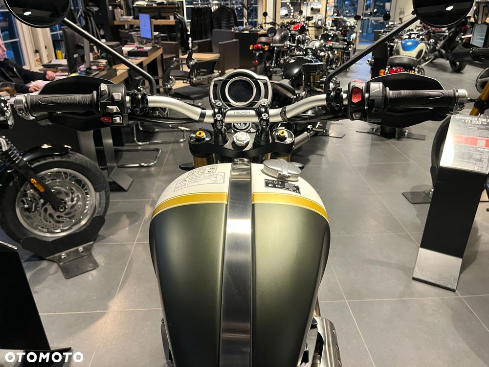 Triumph Scrambler - 7