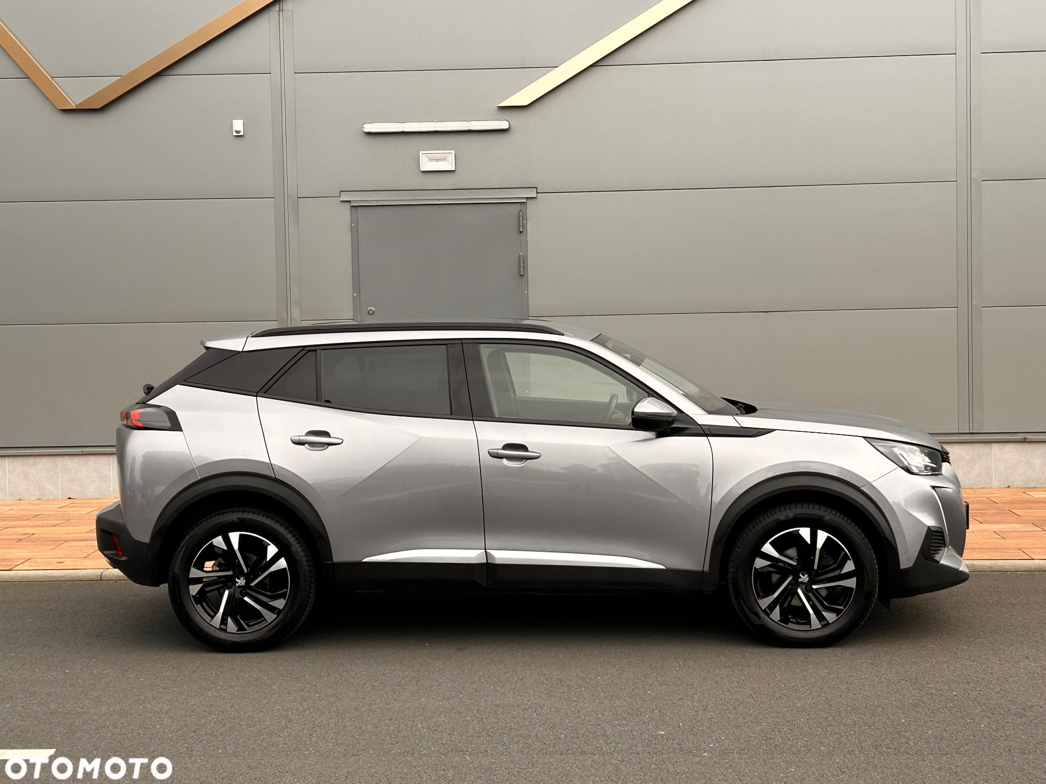Peugeot 2008 - 23