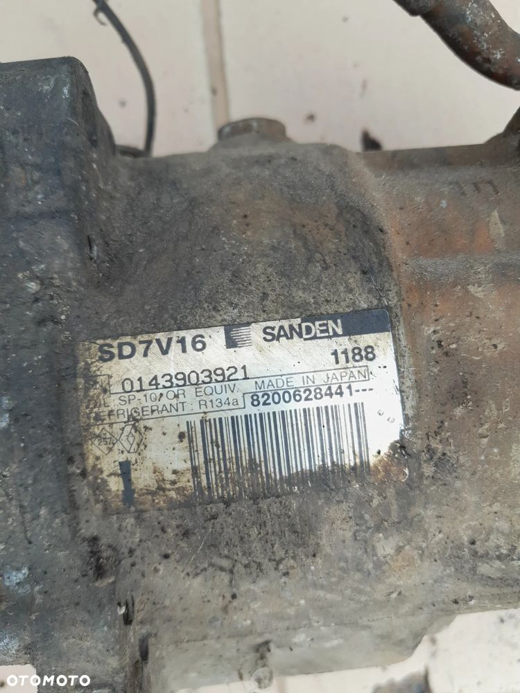Sprężarka klimatyzacji Renault Mascott 3.0 DCI 150 KM 8200628441 - 2