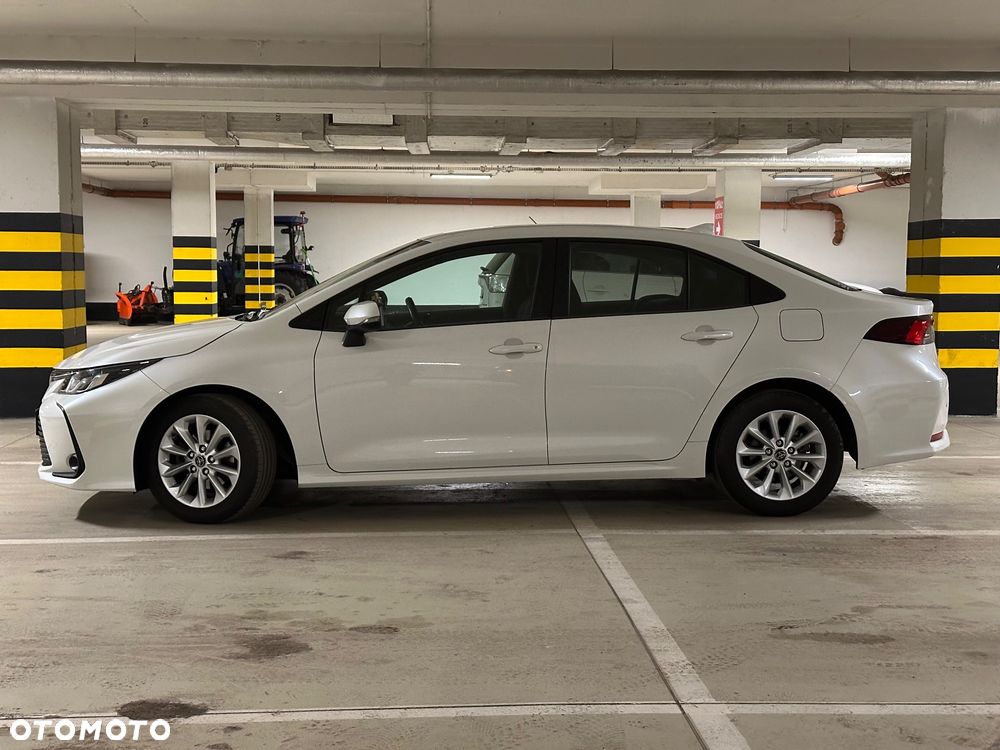 Toyota Corolla 1.6 Active - 13