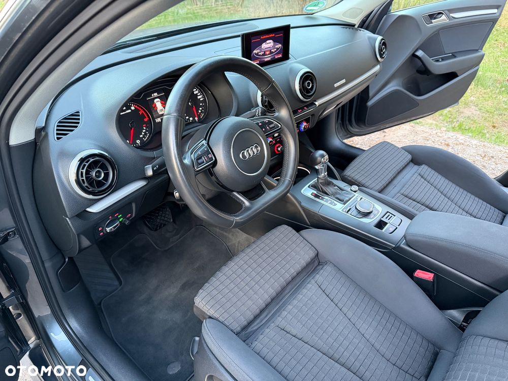 Audi A3 Sportback 1.8 TFSI Quattro Attraction S tronic - 31