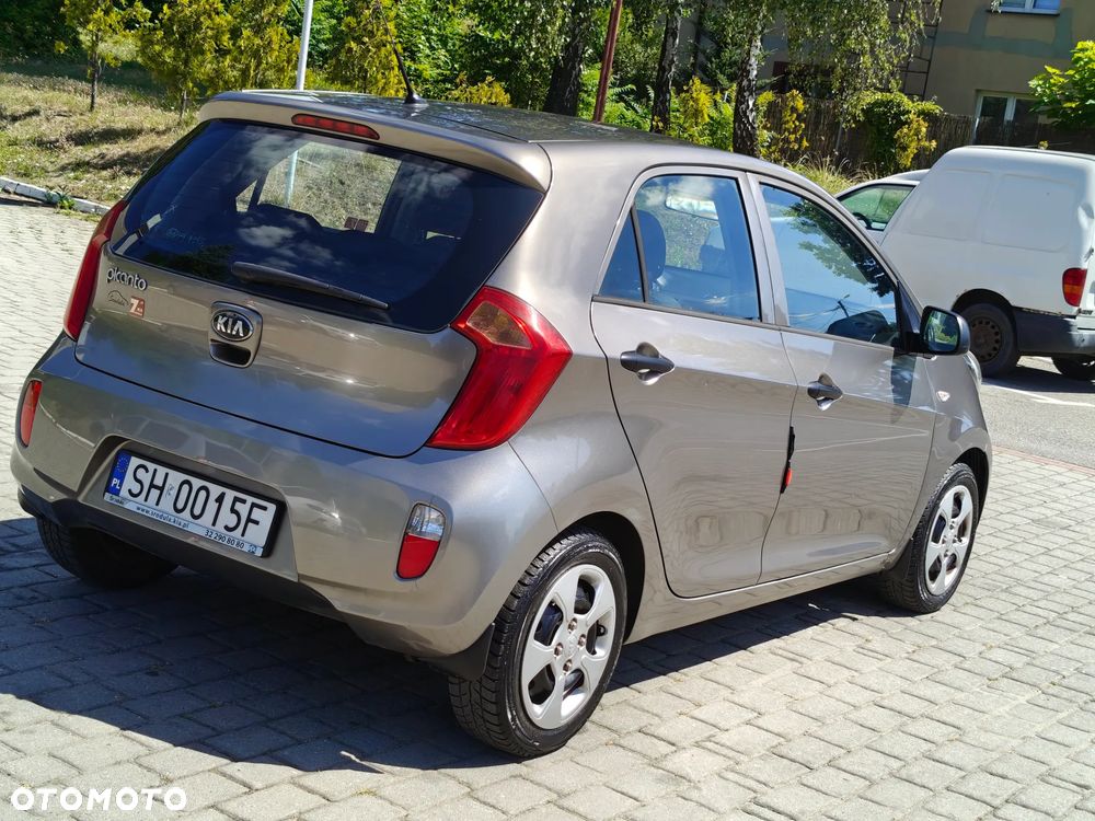Kia Picanto 1.0 L - 12