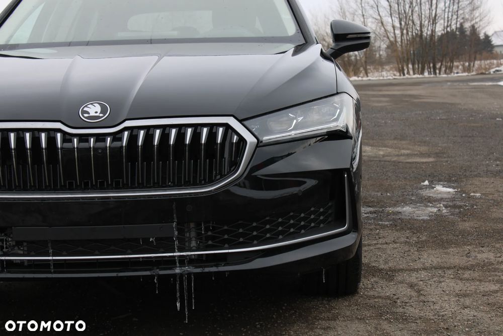 Skoda Superb 2.0 TDI SCR 4x4 L&K DSG - 4