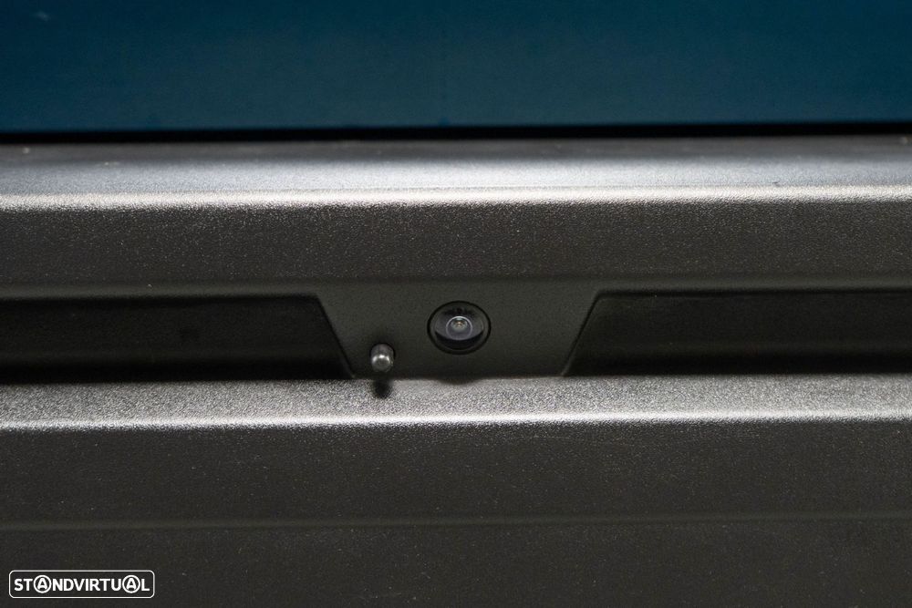 Peugeot 408 1.6 Hybrid GT e-EAT8 - 22