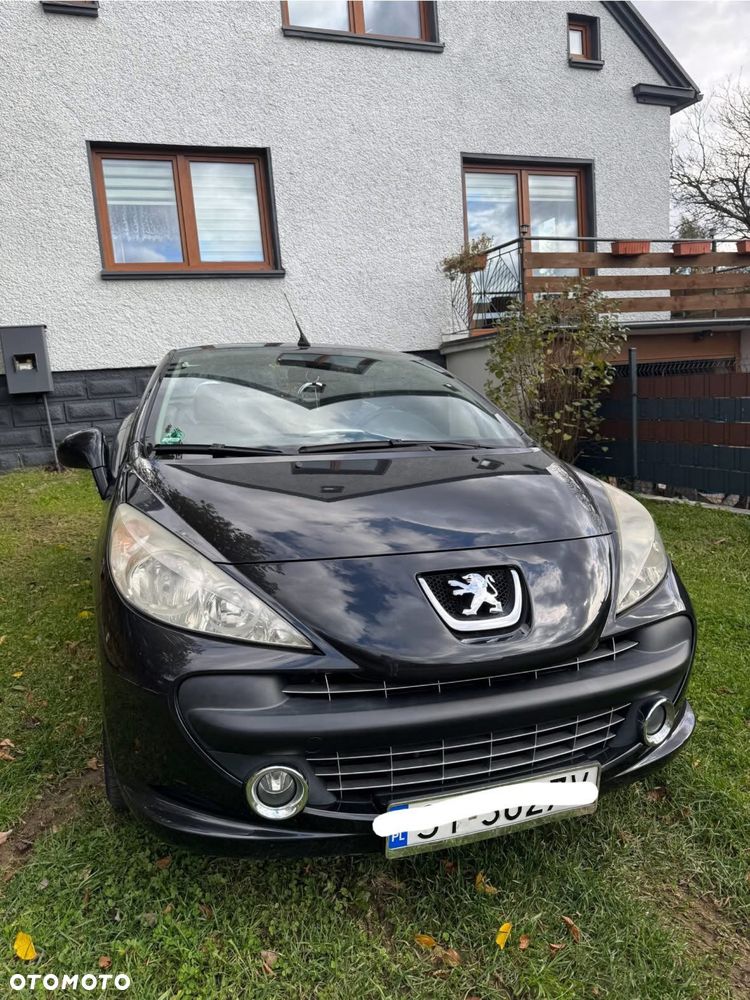 Peugeot 207 CC - 2